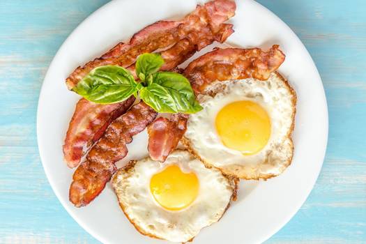  How to eat bacon without compromising your diet