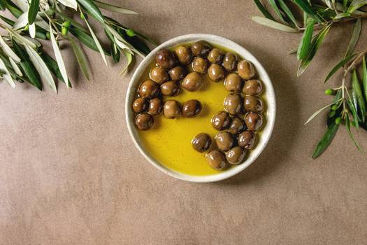  Mohou olivový olej bez míry konzumovat ti, kteří chtějí zhubnout?